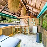 Bed and breakfast Casa De Risas