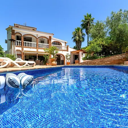 Oda ve Kahvaltı Casa De Risas 4*