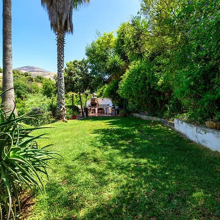 Casa De Risas Oda ve Kahvaltı 4*
