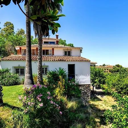 Casa De Risas 4*