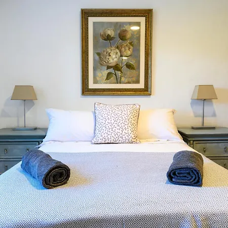 Casa De Risas B&B